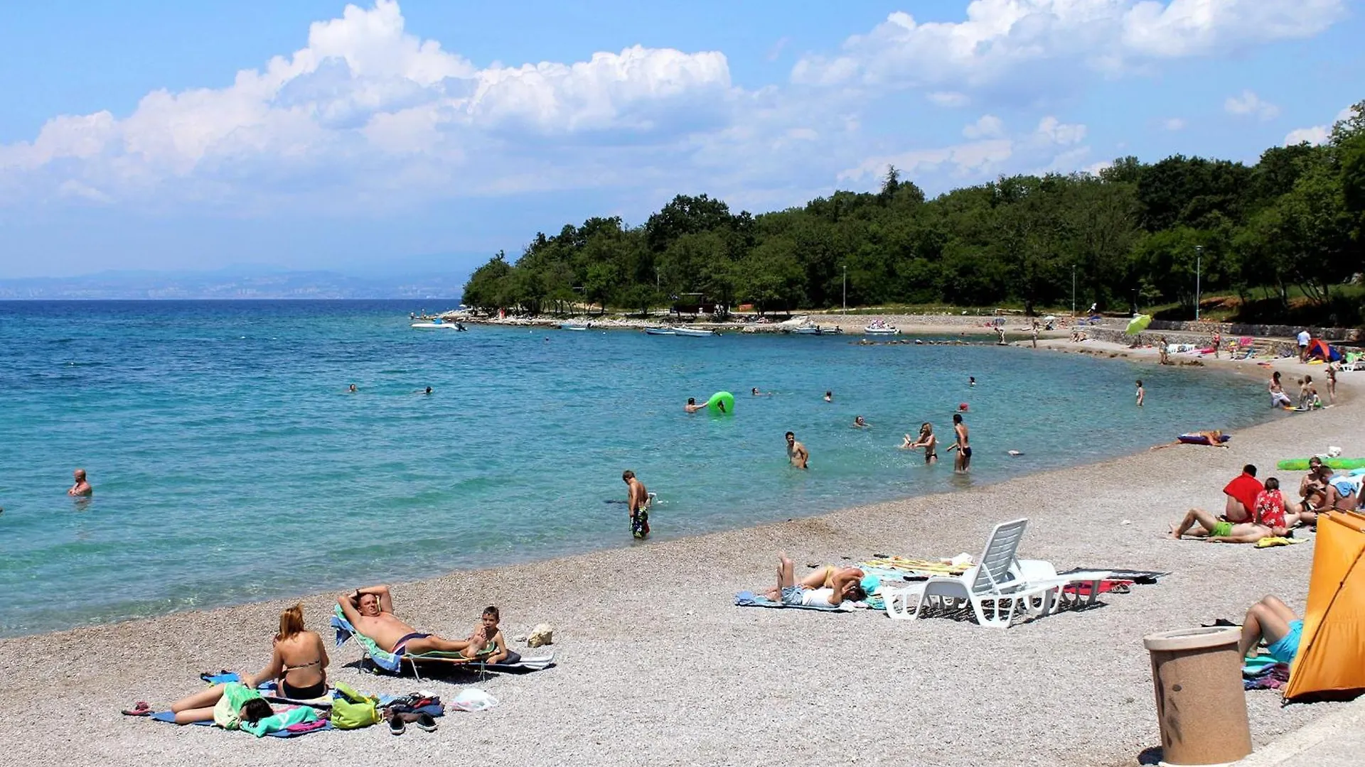 Apartments With A Parking Space Njivice, Krk - 21856 Croatia